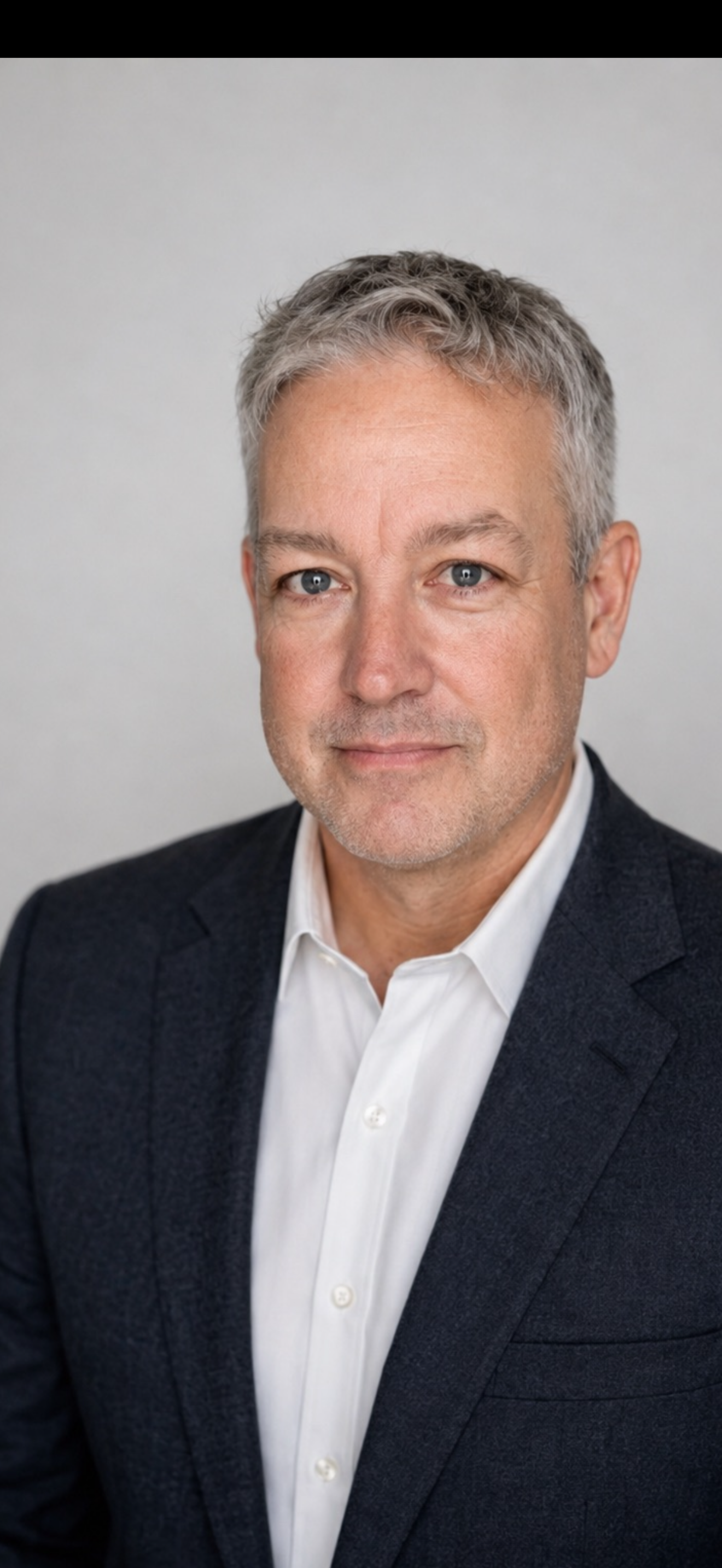 Edward C Guerra (crane risk authority)