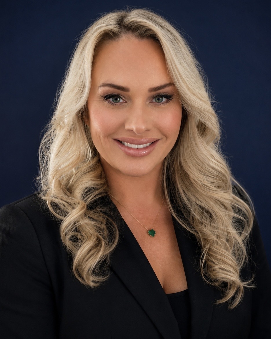 Caitlin V. Maus (Audible Lightning LLC)