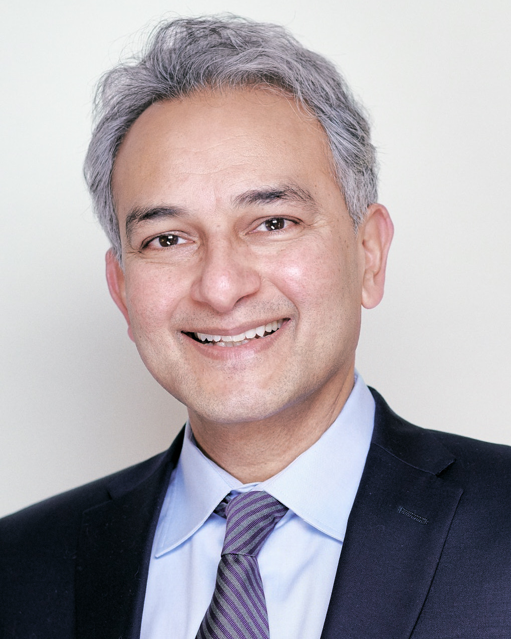 Riz Ahmad (Banking and Risk Management Expert)