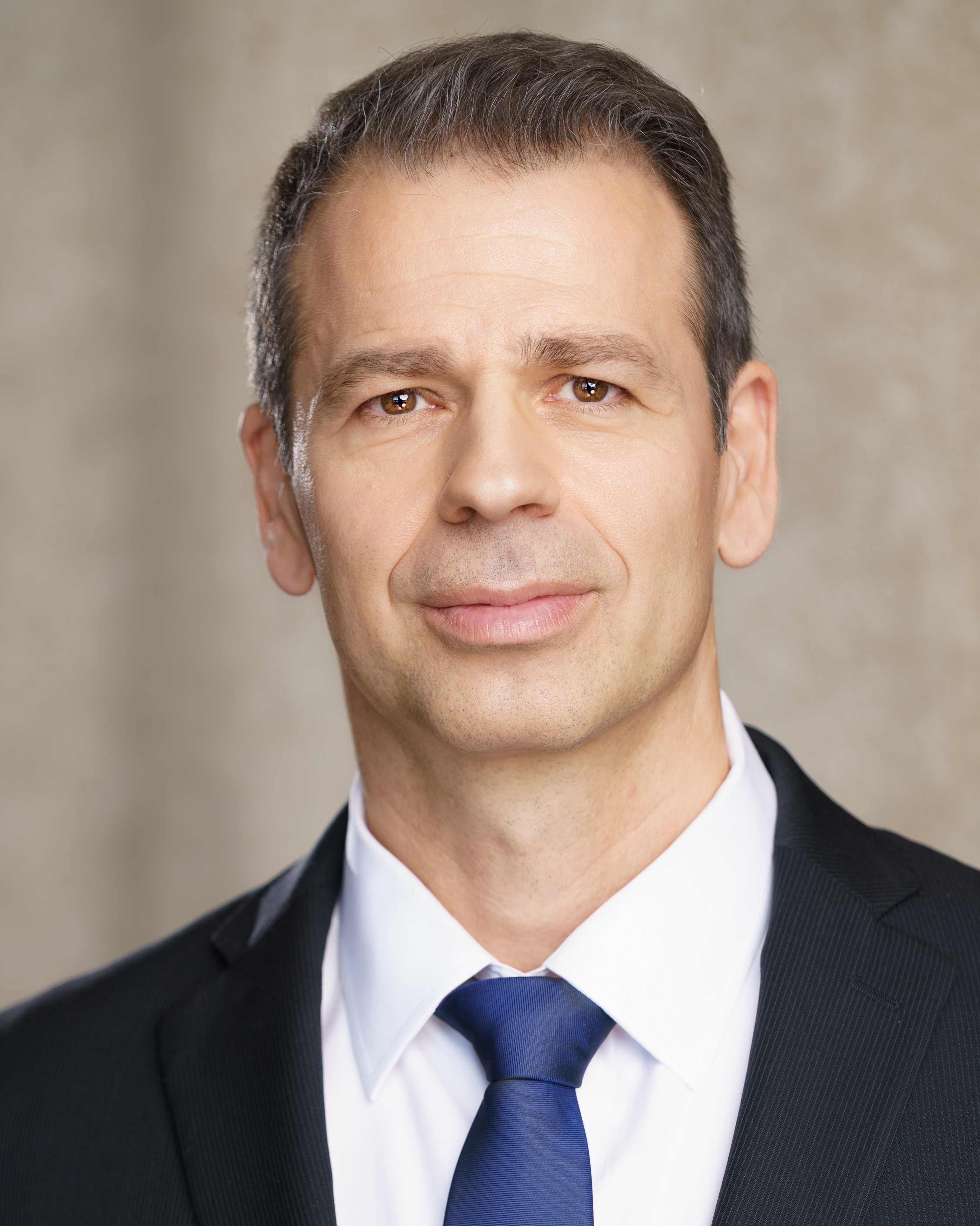 Istvan Jonyer (Sidespin Group)